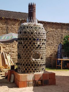 four bouteille marché de potiers MATOUR