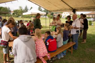 atelier enfants marché de potiers Matour